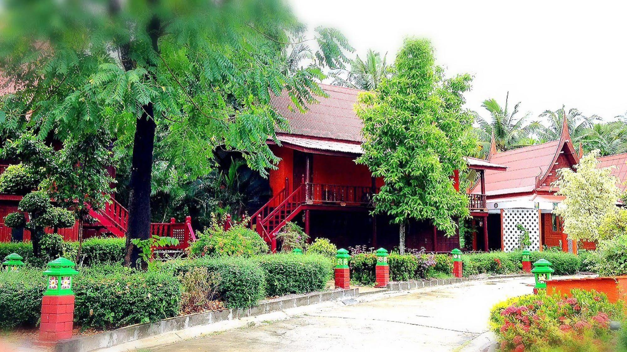 Jaroenrat Resort Samut Songkhram Exterior foto