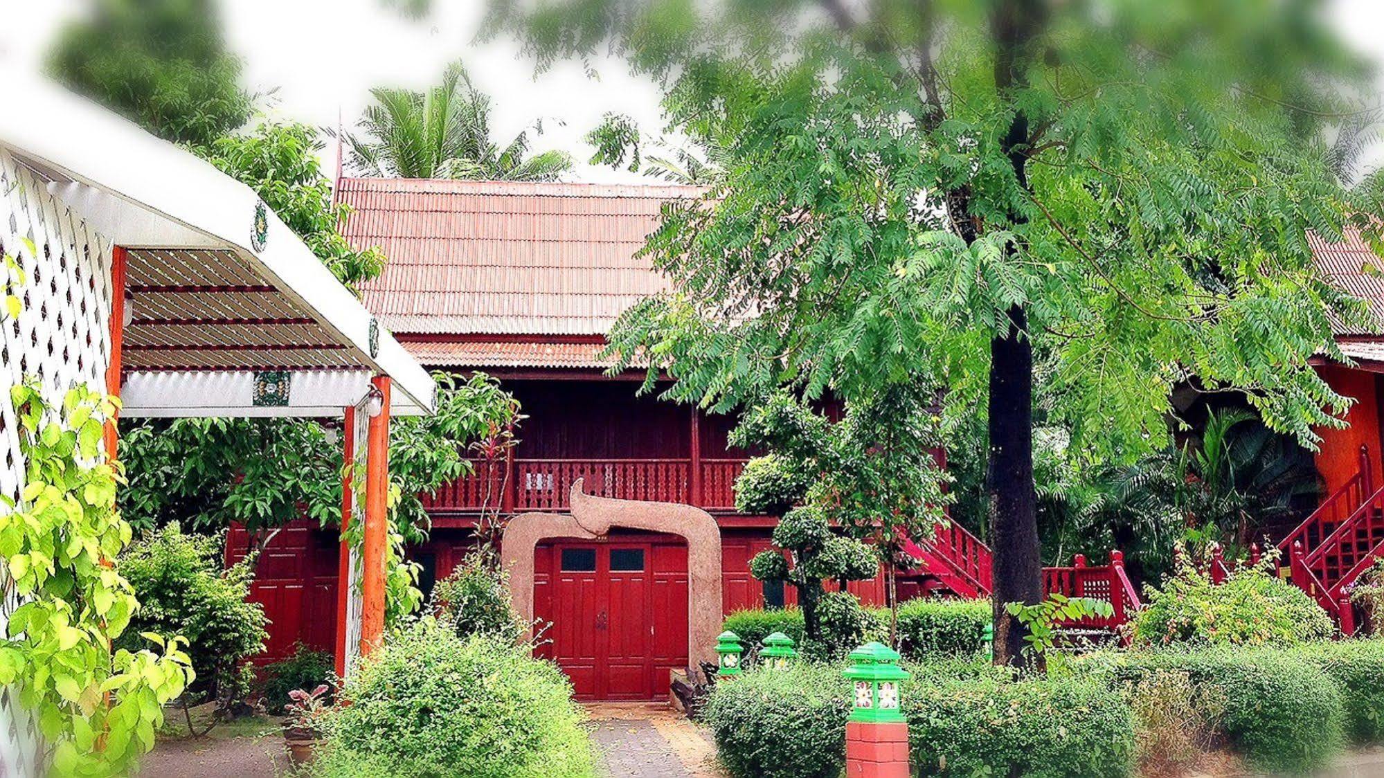 Jaroenrat Resort Samut Songkhram Exterior foto