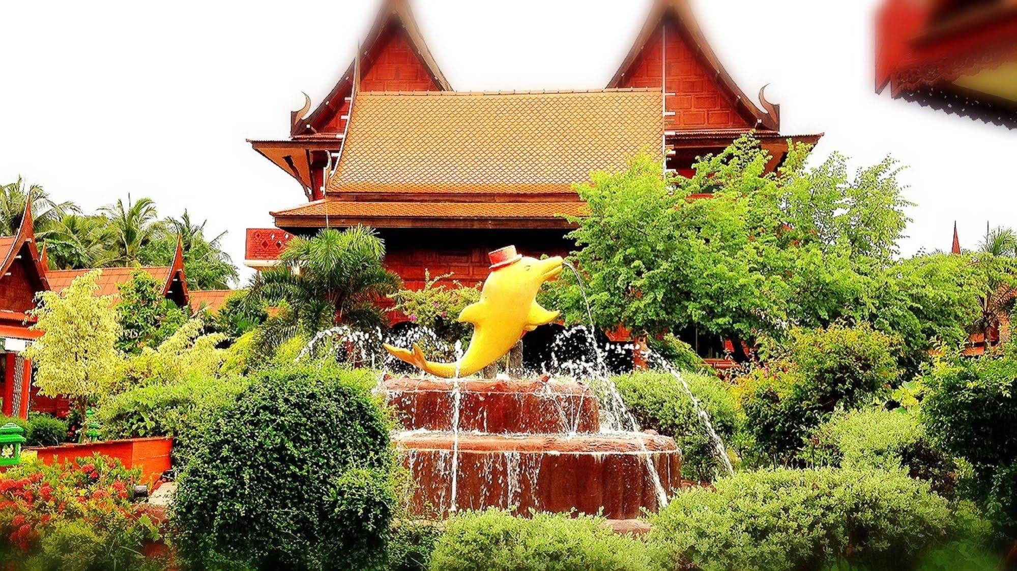 Jaroenrat Resort Samut Songkhram Exterior foto