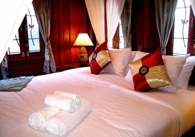 Jaroenrat Resort Samut Songkhram Quarto foto